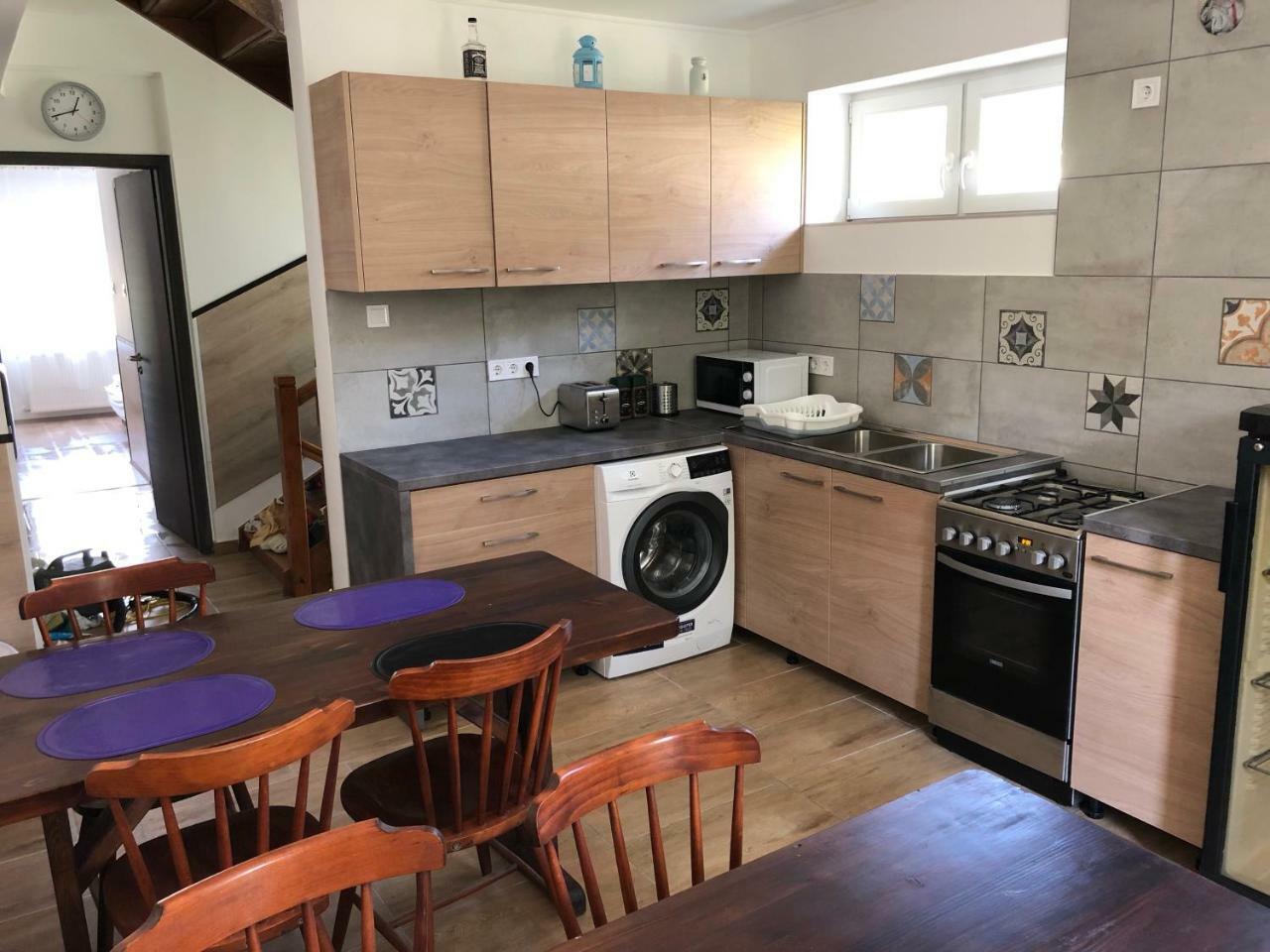 Juno Apartman Vendeghaz Мишкольц Экстерьер фото