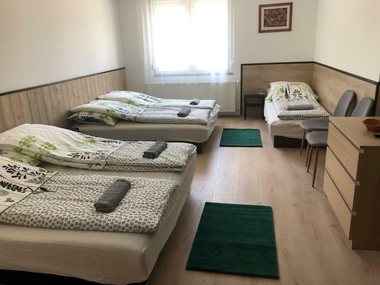 Juno Apartman Vendeghaz Мишкольц Экстерьер фото