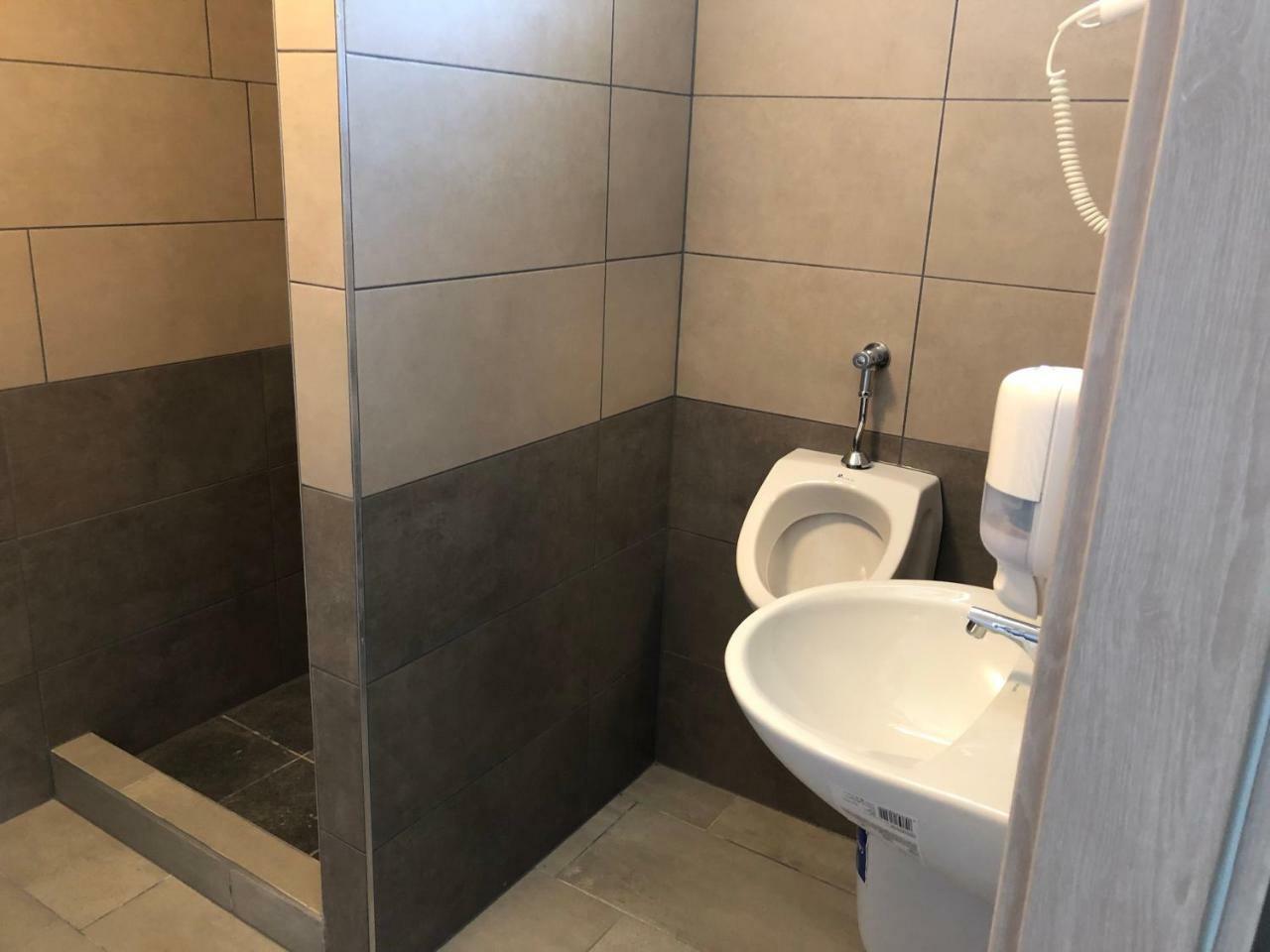 Juno Apartman Vendeghaz Мишкольц Экстерьер фото